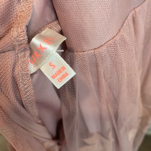 Pink Lace Maxi Dress - Picture 4 of 6